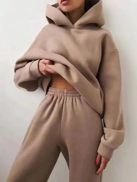 Ensemble Confortable et Stylé pour Femmes: Sweat à Capuche et Jogging