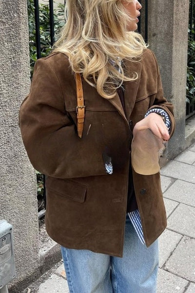 Veste Contemporaine pour Femme avec Col Élégant et Manches Longues – Style Affirmé